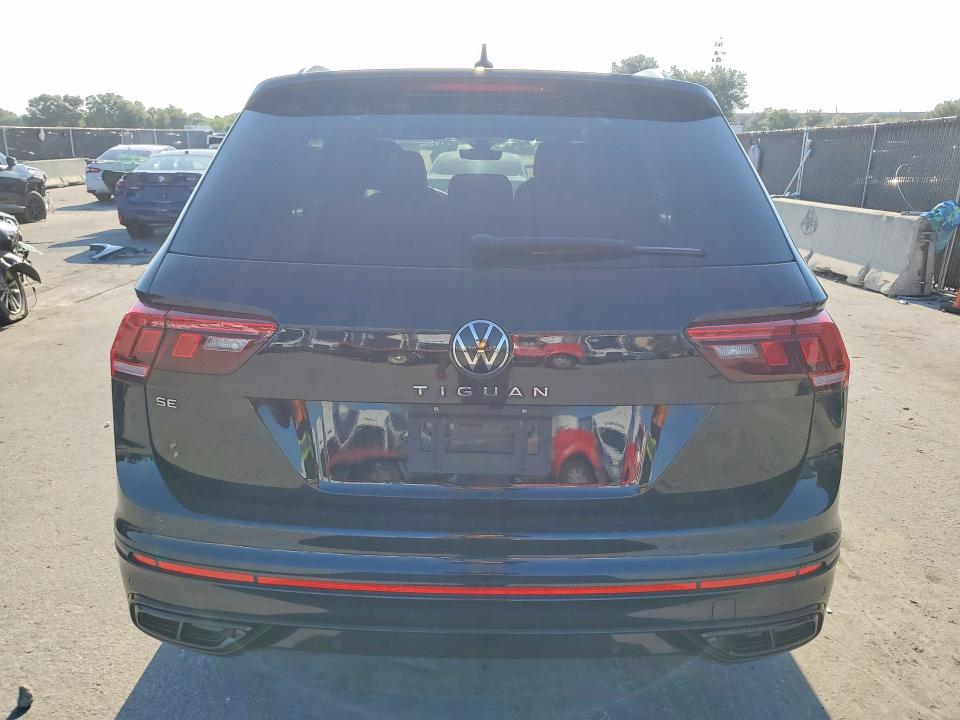 64481396 :رقم المزاد ، 3VVCB7AX0PM089962 vin ، 2023 Volkswagen Tiguan مزاد بيع