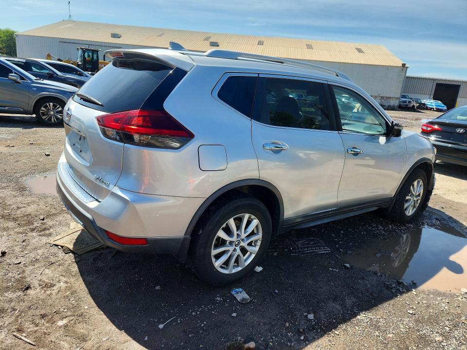 Aukcja sprzedaży 2018 Nissan Rogue, vin: KNMAT2MVXJP615421, numer aukcji: 66015916