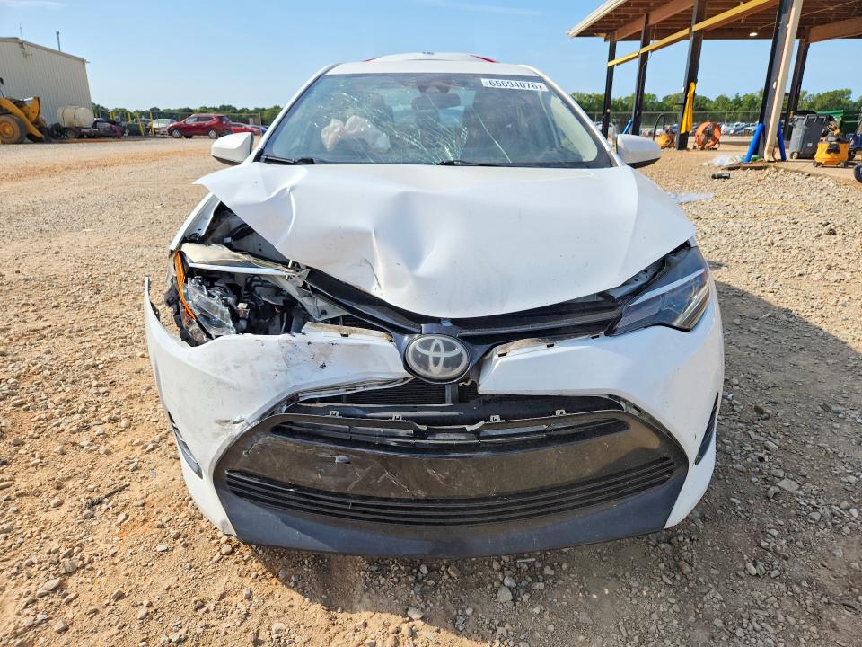 Продаж на аукціоні авто 2018 Toyota Corolla, vin: 5YFBURHE5JP850201, номер лоту: 65694076
