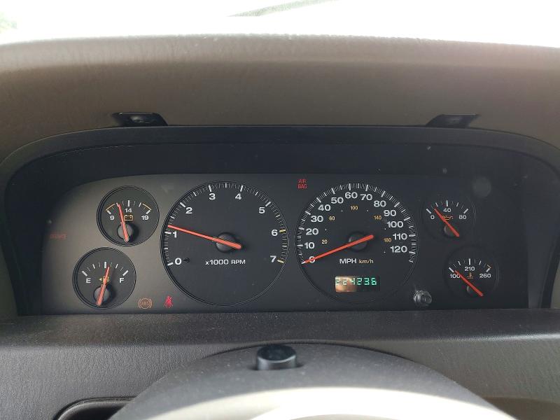 2000 Jeep Grand Cherokee მანქანა იყიდება აუქციონზე, vin: 1J4GW48SXYC322692, აუქციონის ნომერი: 66813556