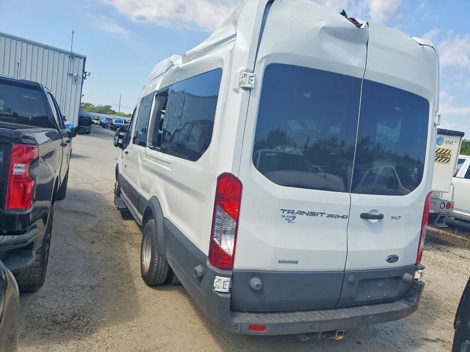 66471206 :رقم المزاد ، 1FBVU4XG2HKB27468 vin ، 2017 Ford Transit مزاد بيع