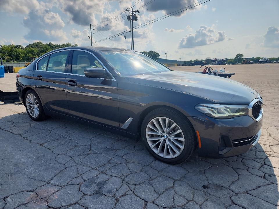 64503516 :رقم المزاد ، WBA13BJ02MWW95684 vin ، 2021 Bmw 530 مزاد بيع