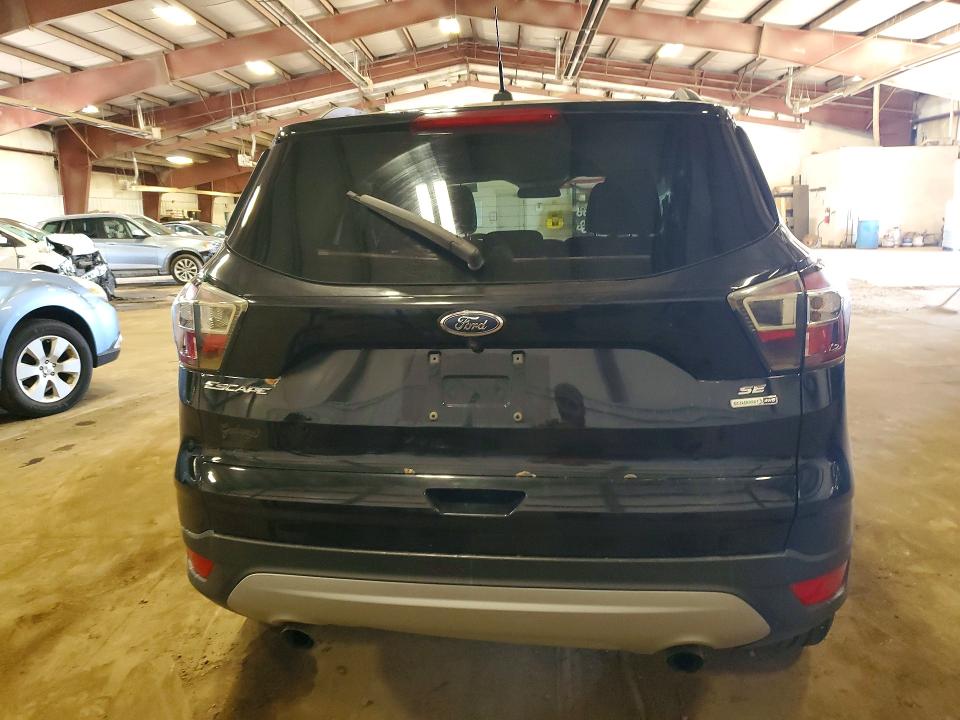 66003756 :رقم المزاد ، 1FMCU9GD3HUA42421 vin ، 2017 Ford Escape مزاد بيع
