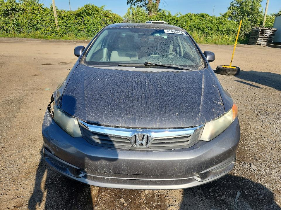Продажа на аукционе авто 2012 Honda Civic, vin: 2HGFB2F48CH111004, номер лота: 67056346