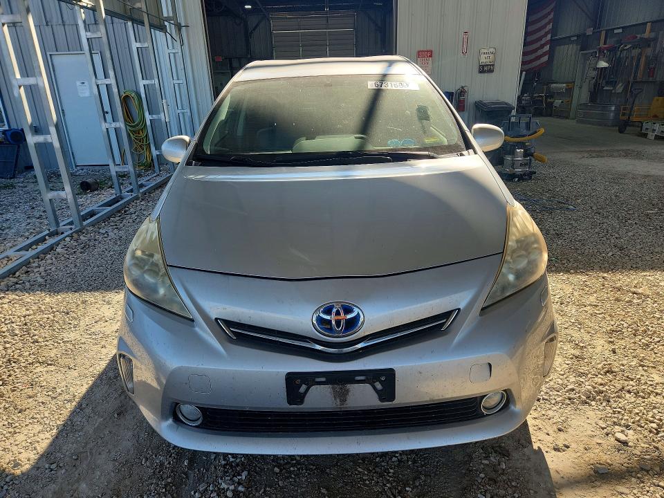 67316806 :رقم المزاد ، JTDZN3EU7D3271440 vin ، 2013 Toyota Prius V مزاد بيع