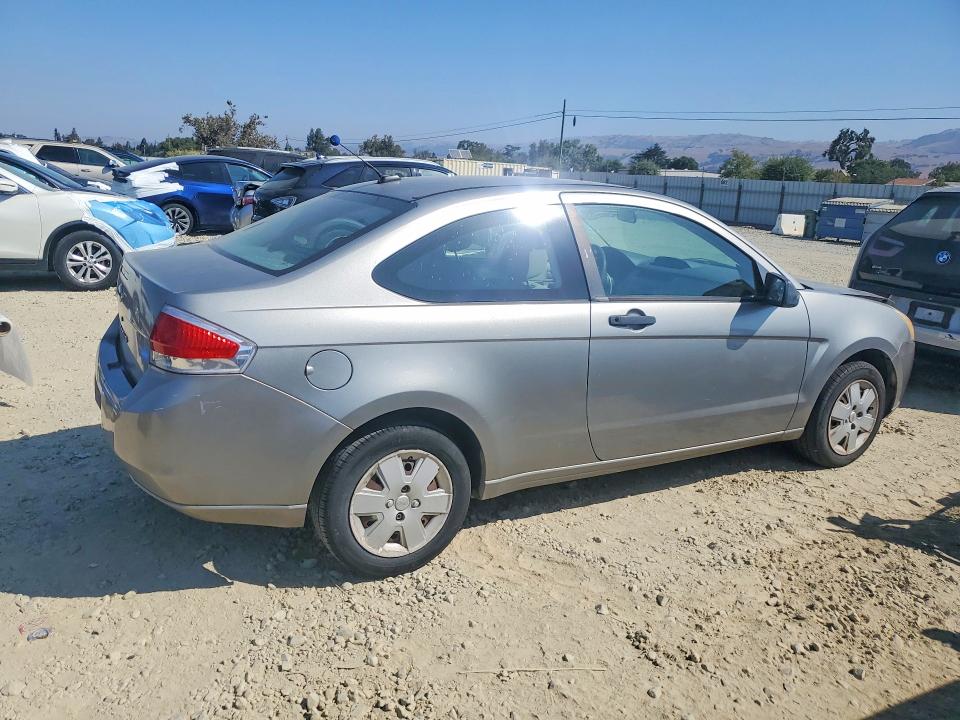 64802246 :رقم المزاد ، 1FAHP32N18W216804 vin ، 2008 Ford Focus مزاد بيع