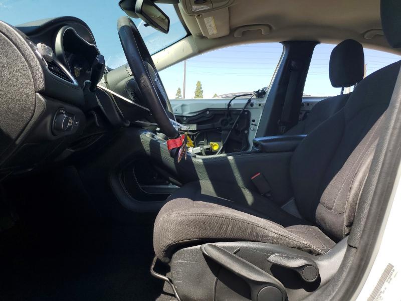 65933066 :رقم المزاد ، 1C3CCCAB2FN567980 vin ، 2015 Chrysler 200 مزاد بيع