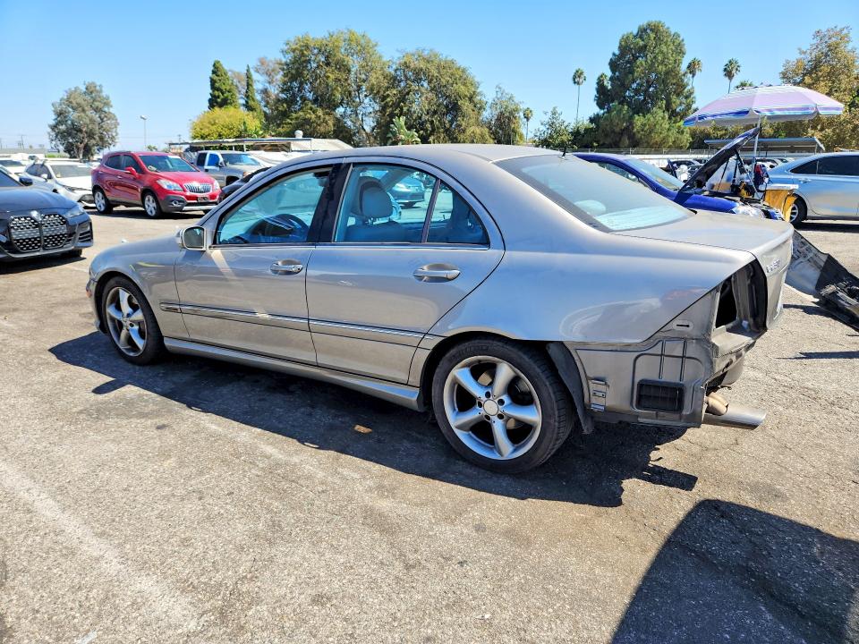 2006 Mercedes-benz C მანქანა იყიდება აუქციონზე, vin: WDBRF52H06A836303, აუქციონის ნომერი: 66382546