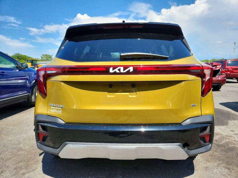 63170126 :رقم المزاد ، KNDEUCAA1R7577353 vin ، 2024 Kia Seltos مزاد بيع