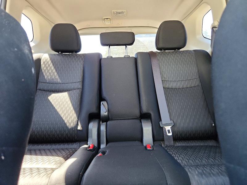 Продажа на аукционе авто 2017 Nissan Rogue, vin: JN8AT2MVXHW253823, номер лота: 64486056