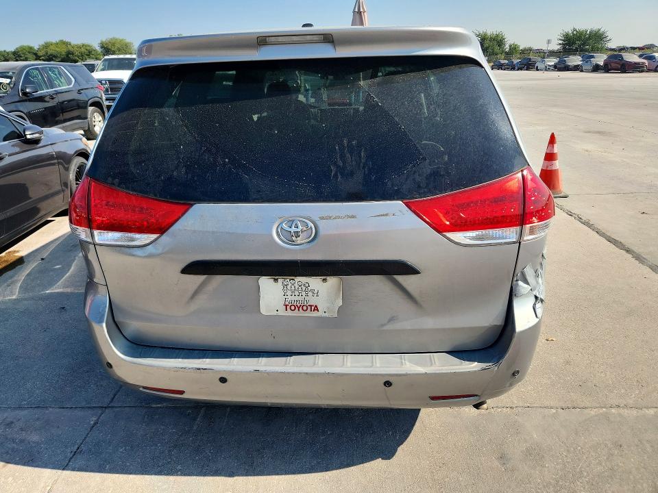 Продажа на аукционе авто 2014 Toyota Sienna, vin: 5TDZK3DC9ES408024, номер лота: 63411346