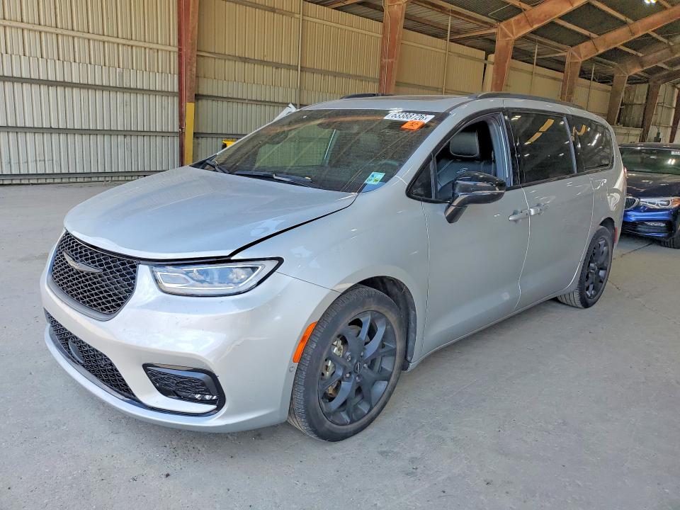 Auction sale of the 2024 Chrysler Pacifica, vin: 2C4RC1BG6RR180683, lot number: 63388726