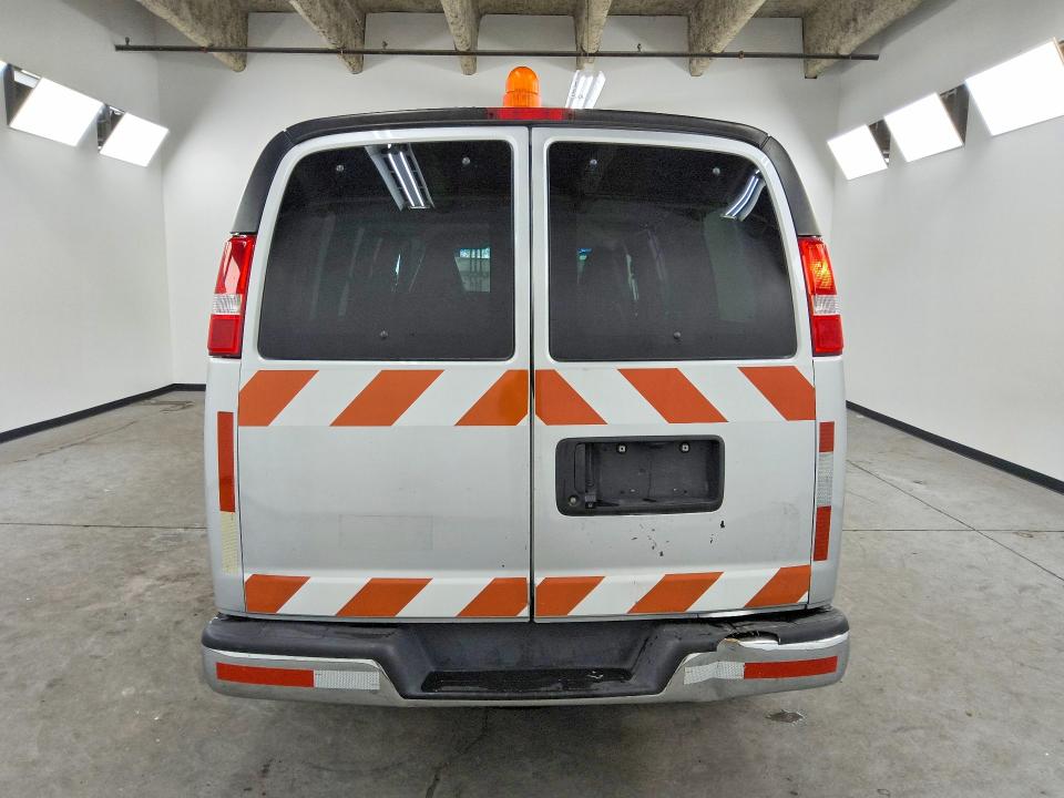 2018 Chevrolet Express G2500 მანქანა იყიდება აუქციონზე, vin: 1GAWGFFP6J1335569, აუქციონის ნომერი: 64044626
