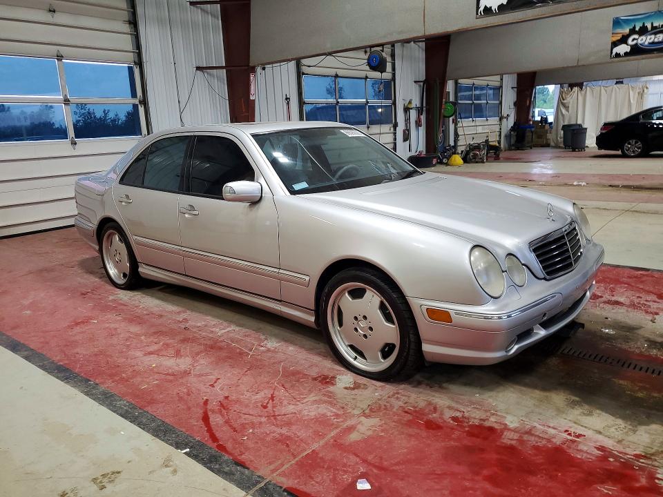 Продажа на аукционе авто 2001 Mercedes-benz E, vin: WDBJF74JX1B282408, номер лота: 66593306