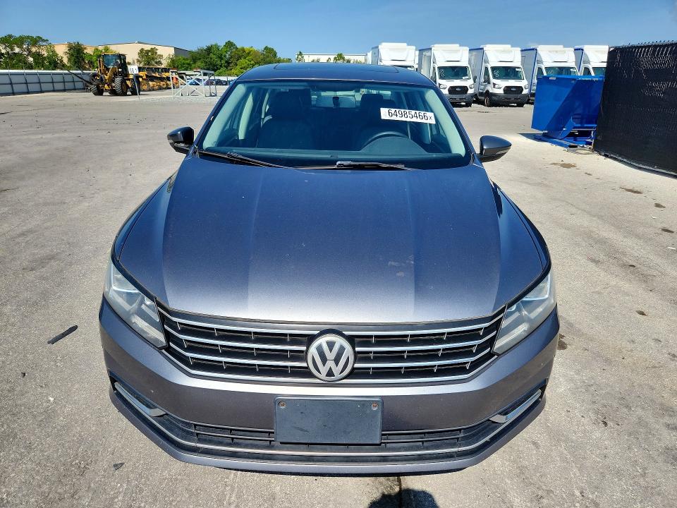 2016 Volkswagen Passat მანქანა იყიდება აუქციონზე, vin: 1VWBT7A33GC010674, აუქციონის ნომერი: 64985466