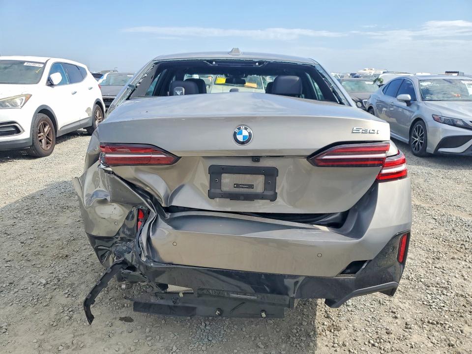 Продажа на аукционе авто 2024 Bmw 530, vin: WBA43FJ08RCS64618, номер лота: 64229216