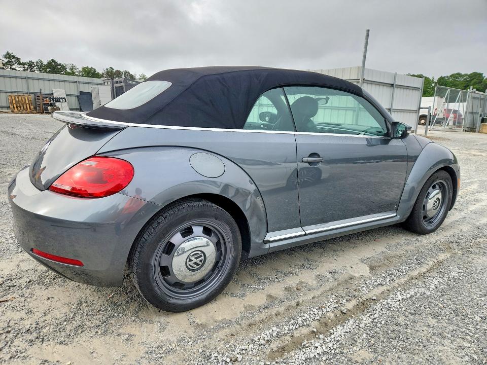 63390456 :رقم المزاد ، 3VW517AT5FM802616 vin ، 2015 Volkswagen Beetle مزاد بيع