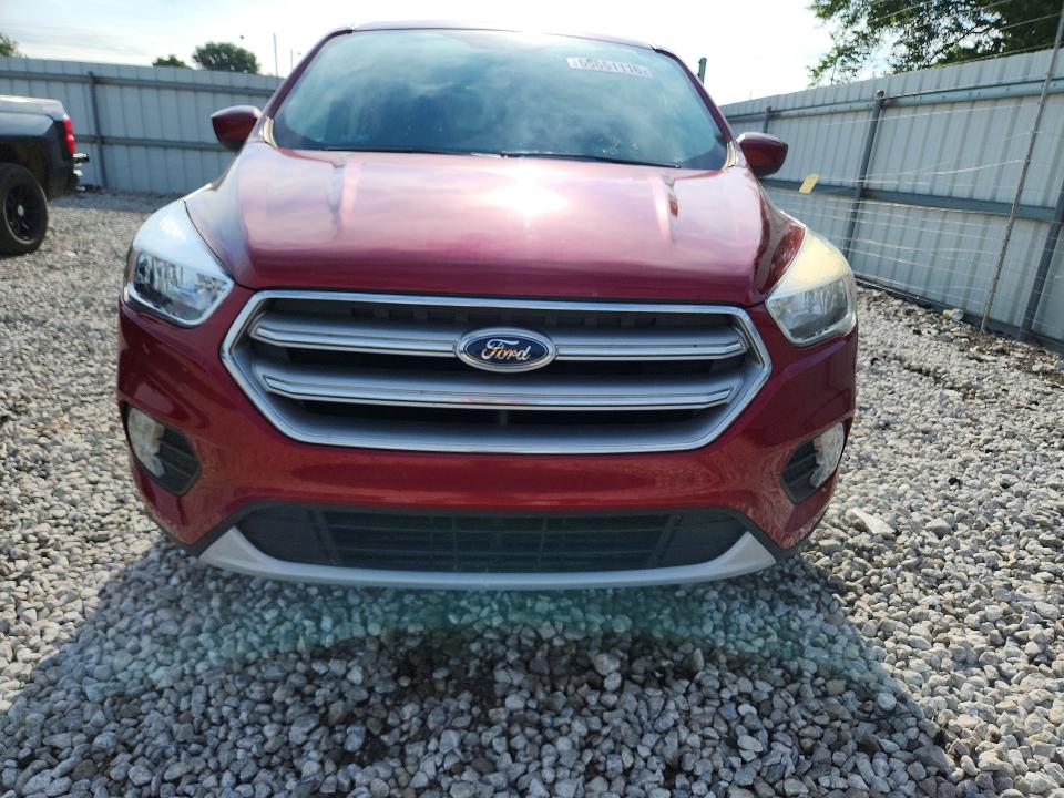 65651116 :رقم المزاد ، 1FMCU0GD1HUE90362 vin ، 2017 Ford Escape مزاد بيع