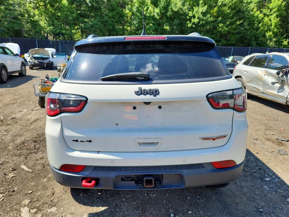 64439226 :رقم المزاد ، 3C4NJDDB6MT521562 vin ، 2021 Jeep Compass مزاد بيع