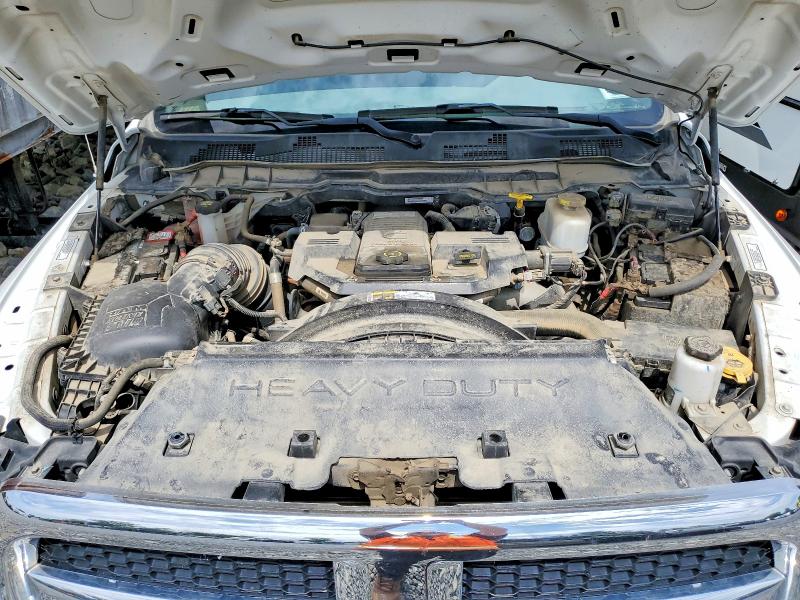 62669976 :رقم المزاد ، 3C7WRNAL8JG342608 vin ، 2018 Ram 550 مزاد بيع