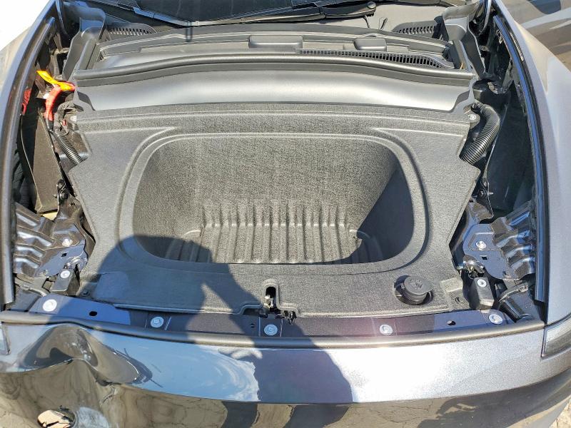 64644566 :رقم المزاد ، 7SAYGDED0TA721667 vin ، 2026 Tesla Model Y مزاد بيع
