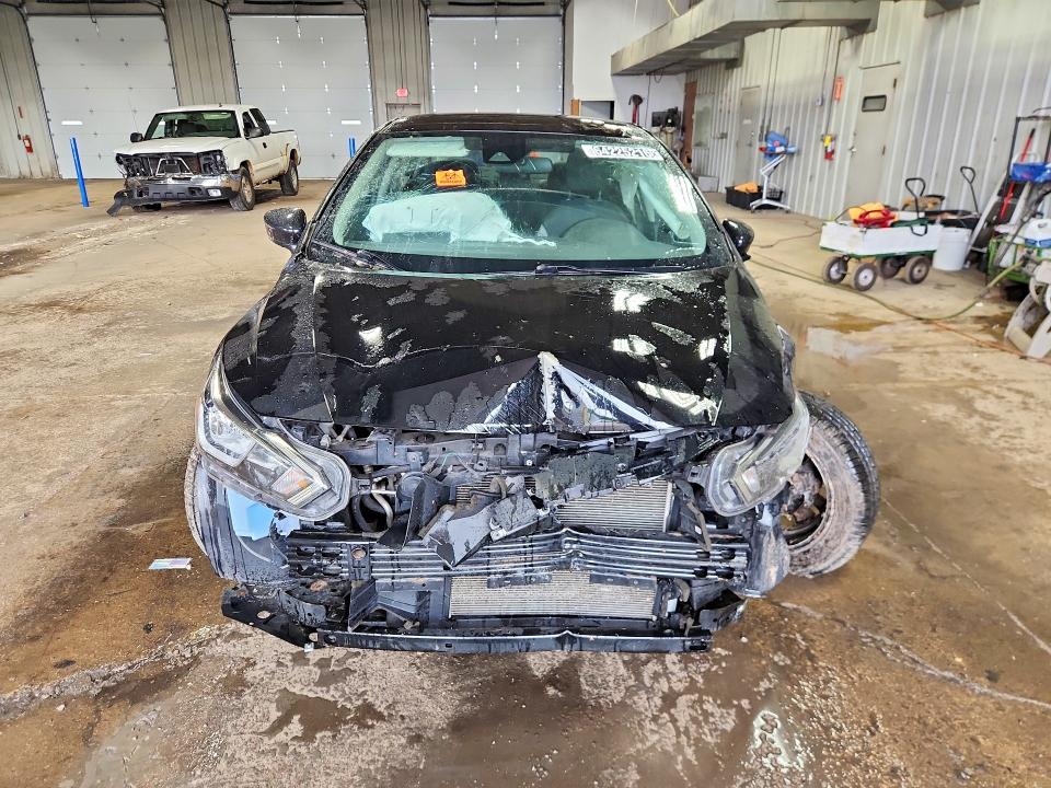 2020 Nissan Versa მანქანა იყიდება აუქციონზე, vin: 3N1CN8EV8LL826476, აუქციონის ნომერი: 64225216