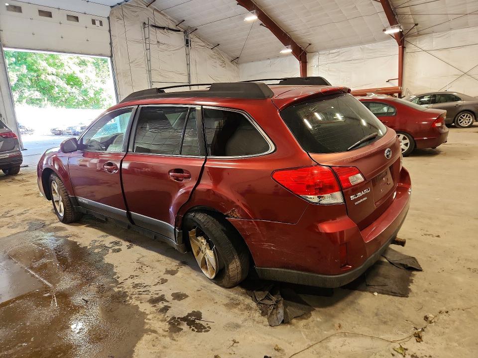 63371996 :رقم المزاد ، 4S4BRCCC2D3227888 vin ، 2013 Subaru Outback مزاد بيع