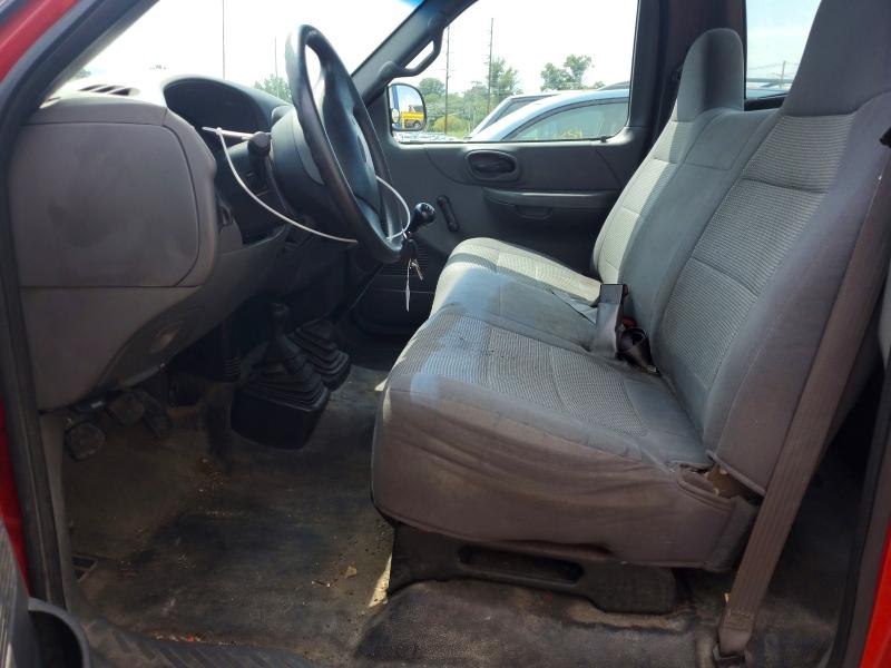 64118016 :رقم المزاد ، 1FTRF182X2NA33143 vin ، 2002 Ford F150 مزاد بيع
