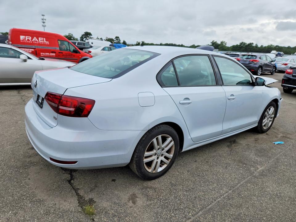 65888956 :رقم المزاد ، 3VW2B7AJ4JM217467 vin ، 2018 Volkswagen Jetta مزاد بيع