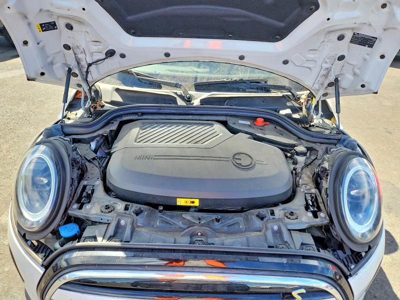 Продажа на аукционе авто 2024 Mini Cooper, vin: WMW13DJ09R2V08824, номер лота: 65401436