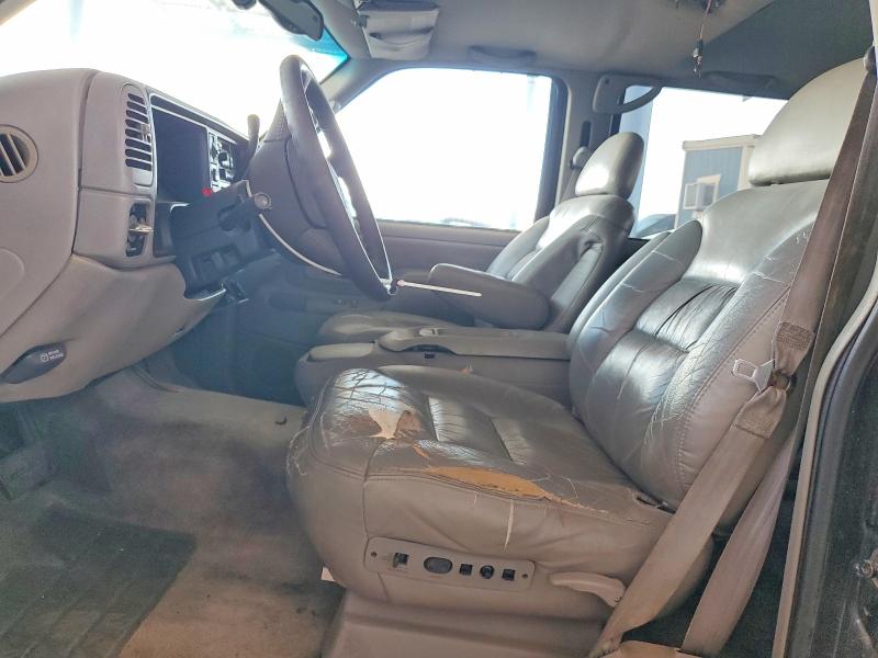 1999 Gmc Suburban მანქანა იყიდება აუქციონზე, vin: 3GKFK16R2XG524325, აუქციონის ნომერი: 65141046