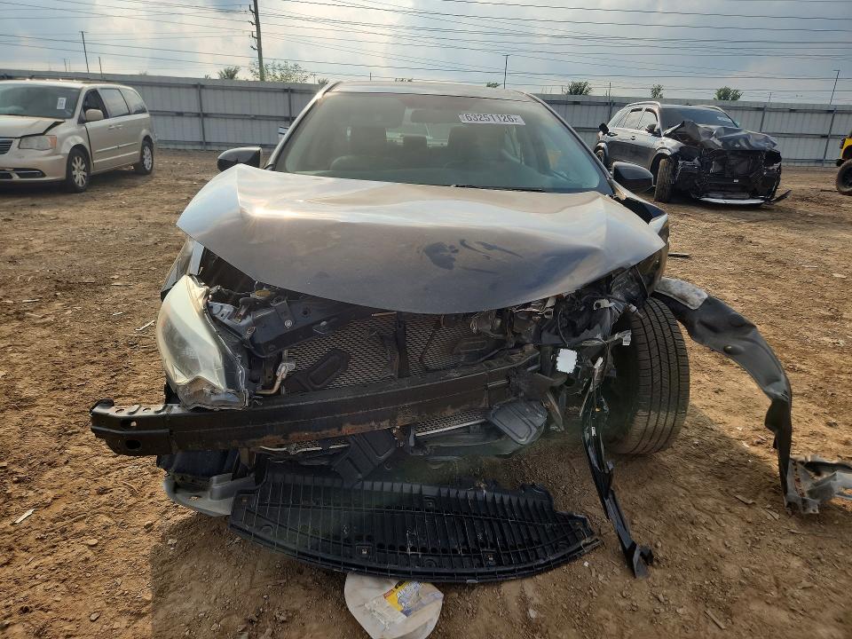 63251126 :رقم المزاد ، 5YFBURHE3EP019088 vin ، 2014 Toyota Corolla مزاد بيع