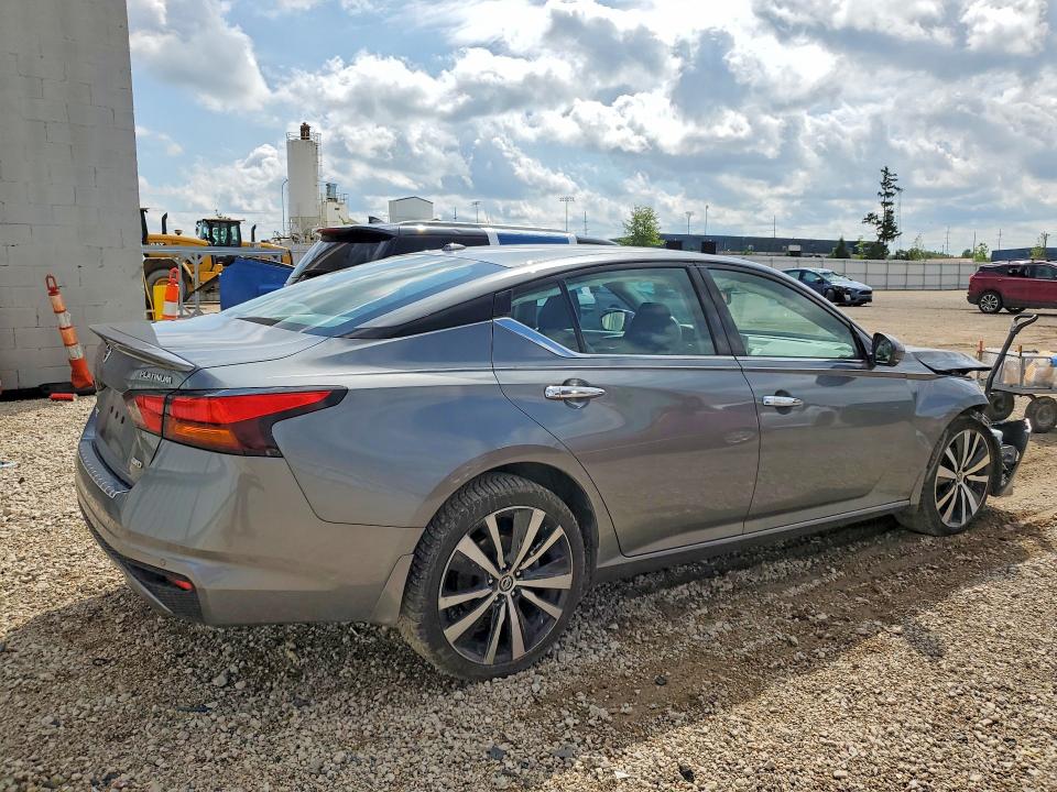 65175306 :رقم المزاد ، 1N4BL4FW0NN306361 vin ، 2022 Nissan Altima مزاد بيع