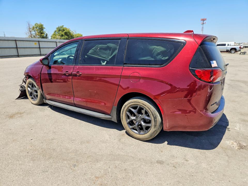 63894146 :رقم المزاد ، 2C4RC1FG8KR706361 vin ، 2019 Chrysler Pacifica مزاد بيع