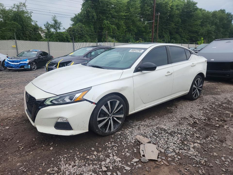 2019 Nissan Altima მანქანა იყიდება აუქციონზე, vin: 1N4BL4CW4KN317332, აუქციონის ნომერი: 66642296
