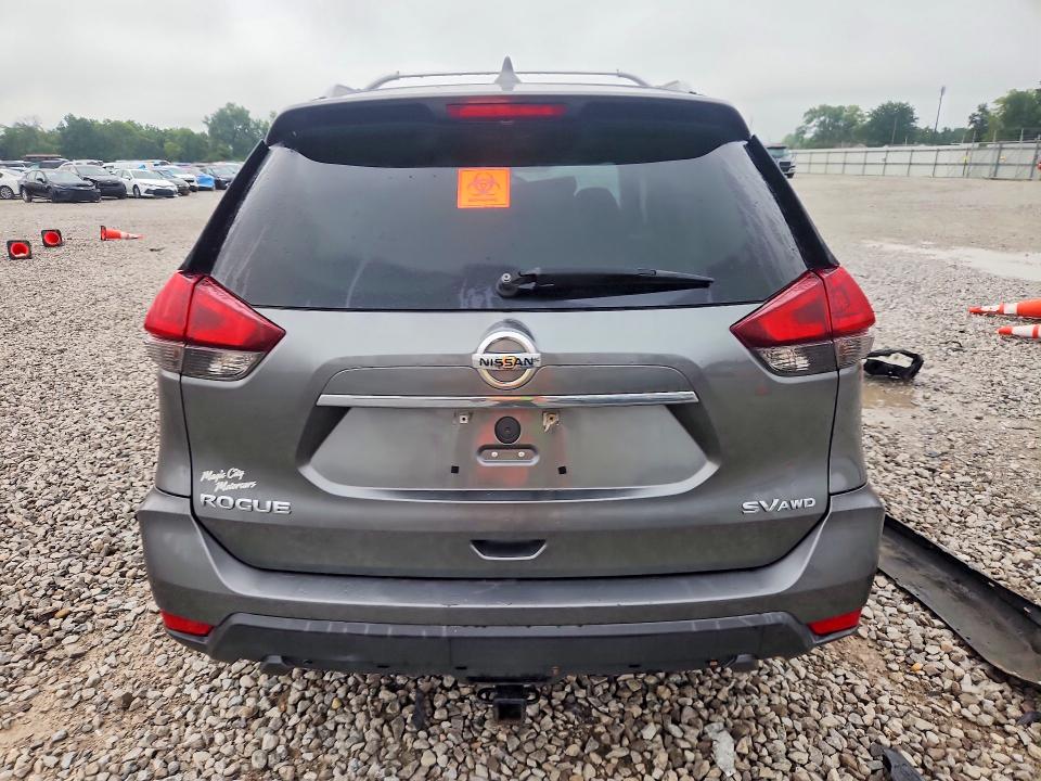 2018 Nissan Rogue მანქანა იყიდება აუქციონზე, vin: 5N1AT2MV8JC707744, აუქციონის ნომერი: 64607986