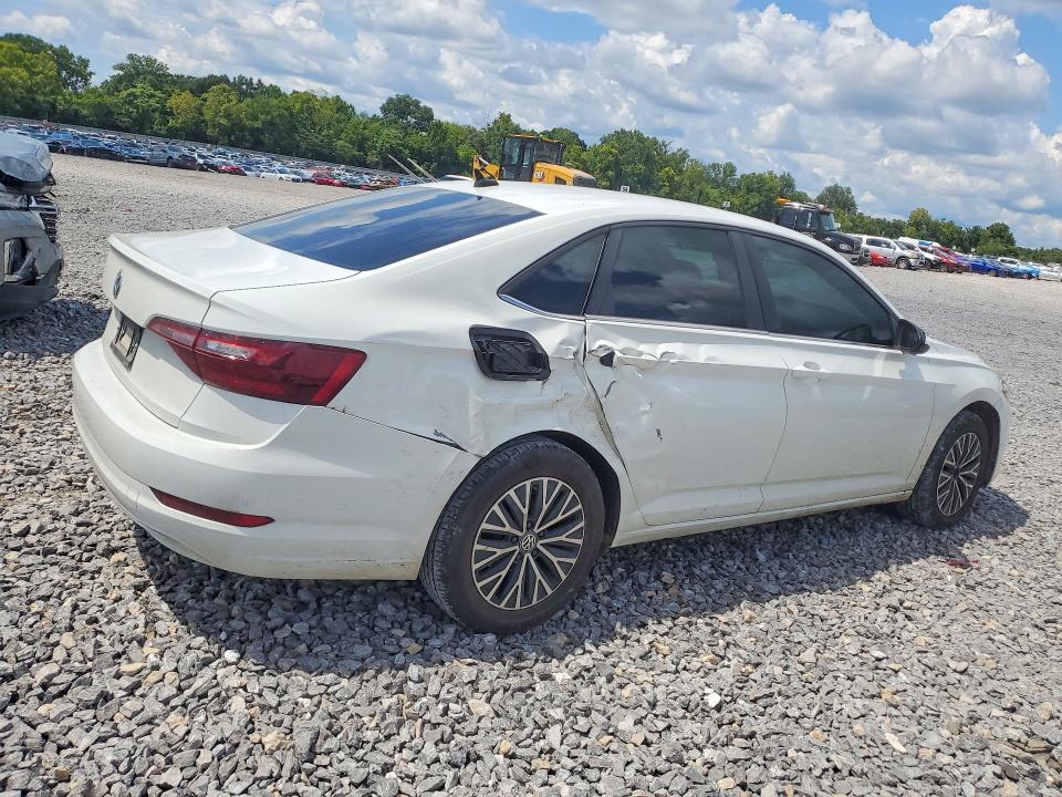 62038696 :رقم المزاد ، 3VWC57BU1MM034567 vin ، 2021 Volkswagen Jetta مزاد بيع