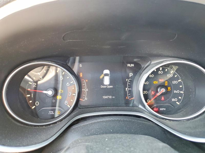 63171436 :رقم المزاد ، 3C4NJDBB0JT343078 vin ، 2018 Jeep Compass مزاد بيع