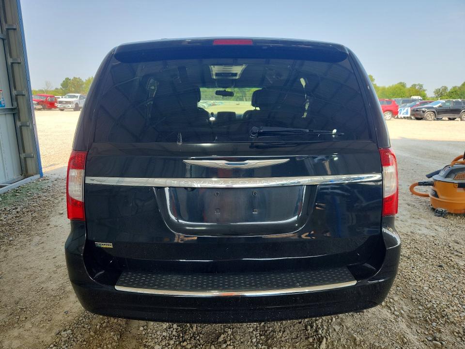 64213136 :رقم المزاد ، 2C4RC1BG7DR555229 vin ، 2013 Chrysler Town & Country مزاد بيع