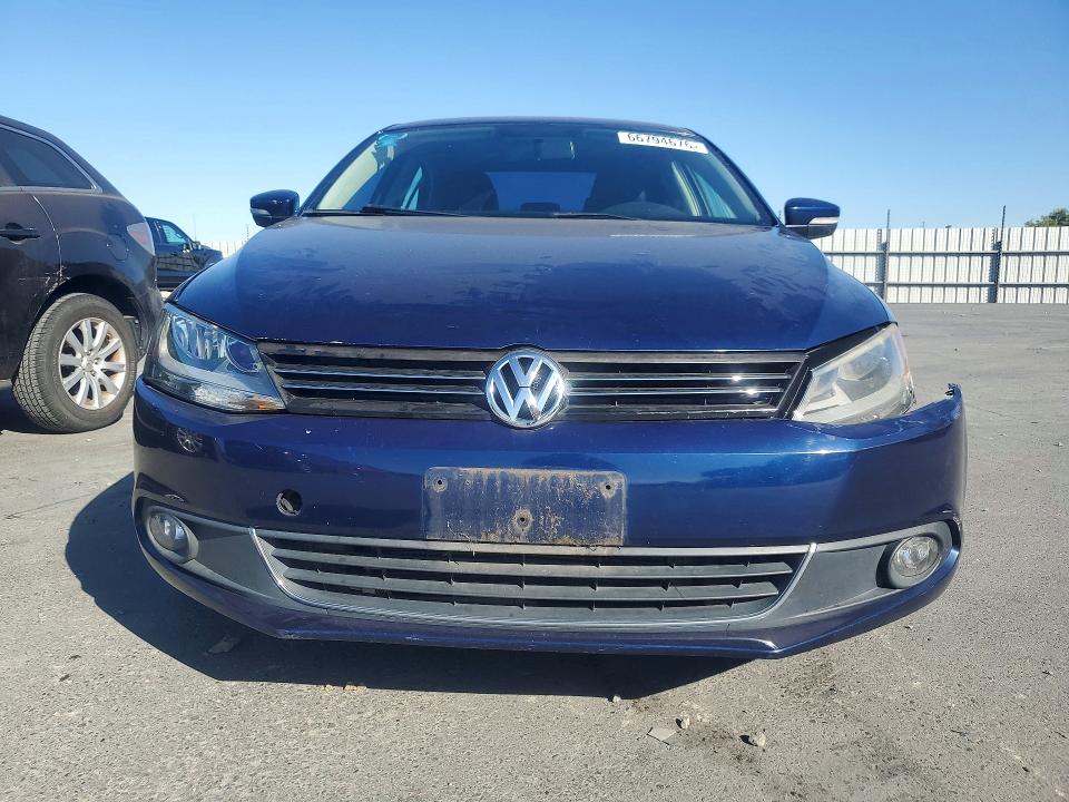66794676 :رقم المزاد ، 3VWDP7AJ0CM131179 vin ، 2012 Volkswagen Jetta مزاد بيع