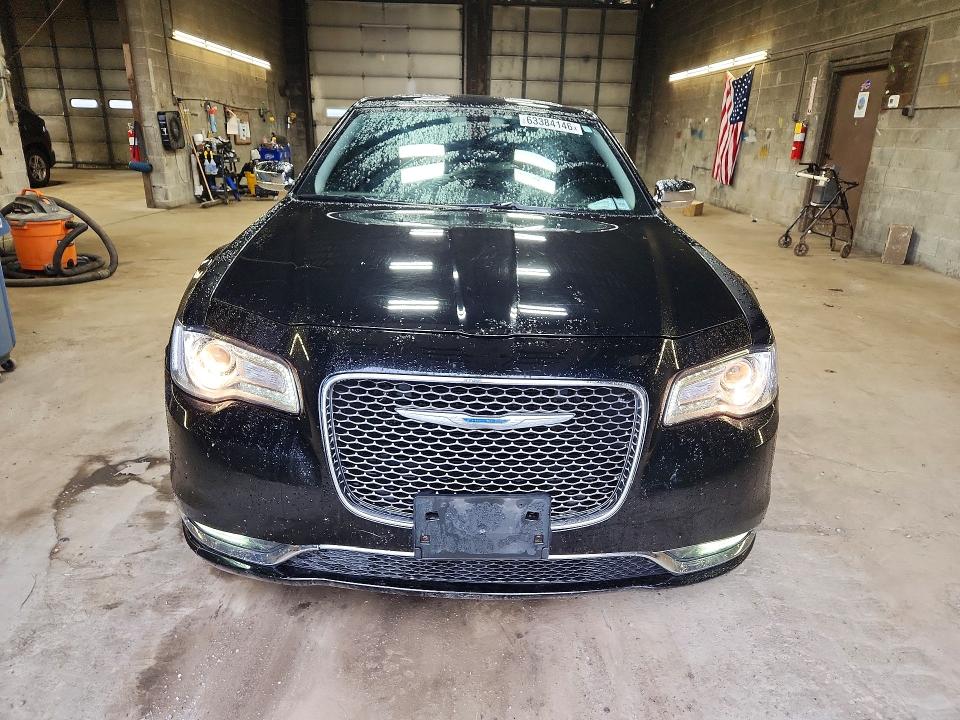 Продажа на аукционе авто 2017 Chrysler 300c, vin: 2C3CCAKG3HH653678, номер лота: 63384146