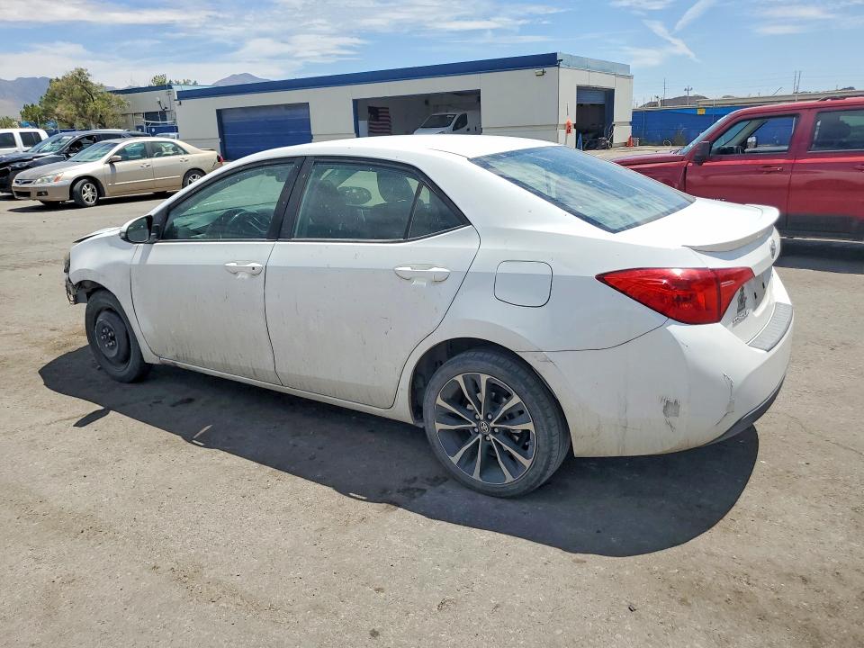 64833166 :رقم المزاد ، 5YFBURHE7HP734671 vin ، 2017 Toyota Corolla مزاد بيع