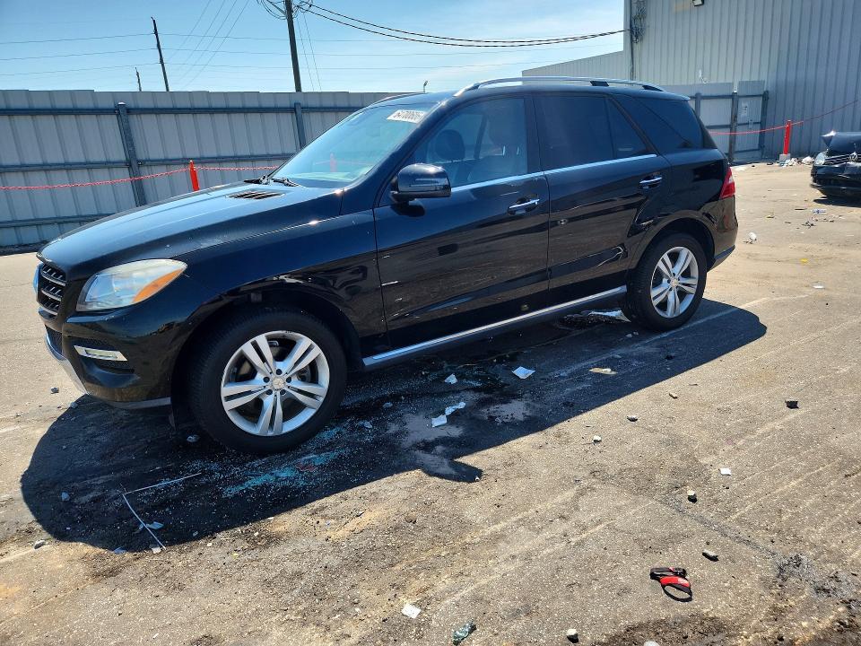 64700606 :رقم المزاد ، 4JGDA5HB7FA619212 vin ، 2015 Mercedes-benz Ml مزاد بيع