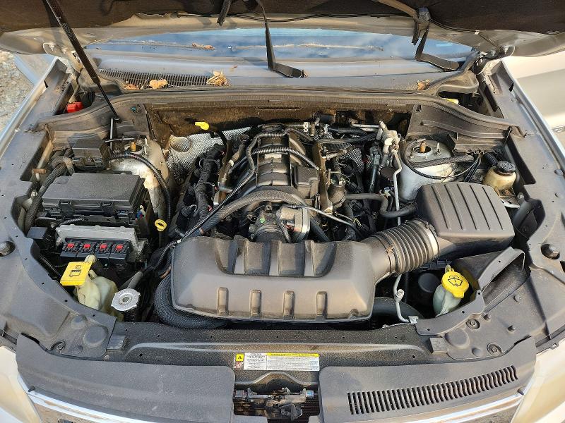 64158146 :رقم المزاد ، 1J4RR6GT4BC607675 vin ، 2011 Jeep Grand Cherokee مزاد بيع