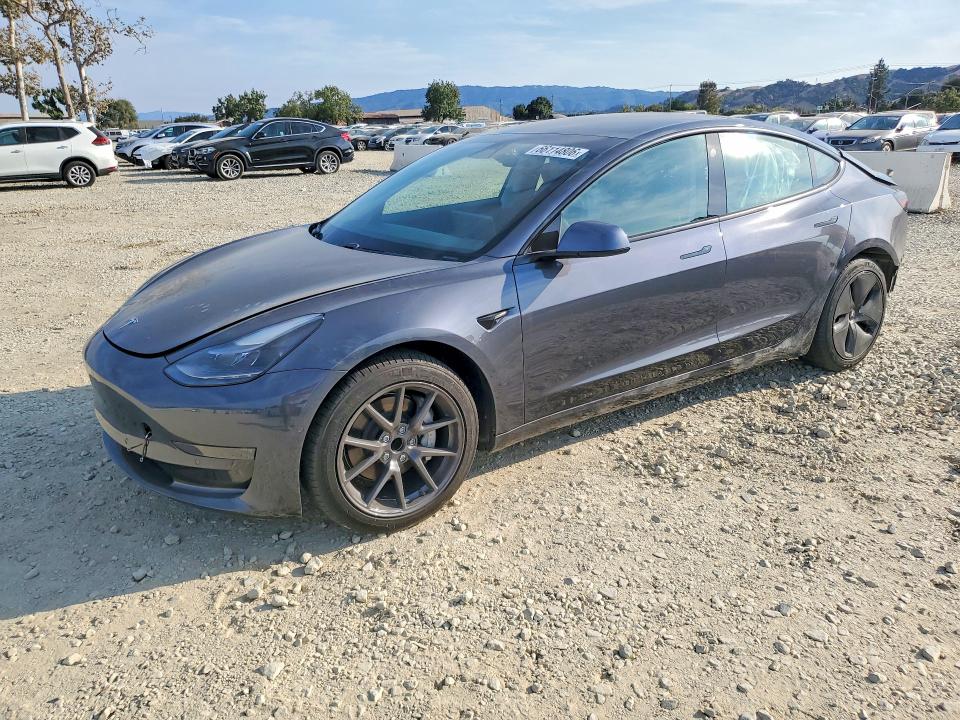 66114806 :رقم المزاد ، 5YJ3E1EA5MF878200 vin ، 2021 Tesla Model 3 مزاد بيع