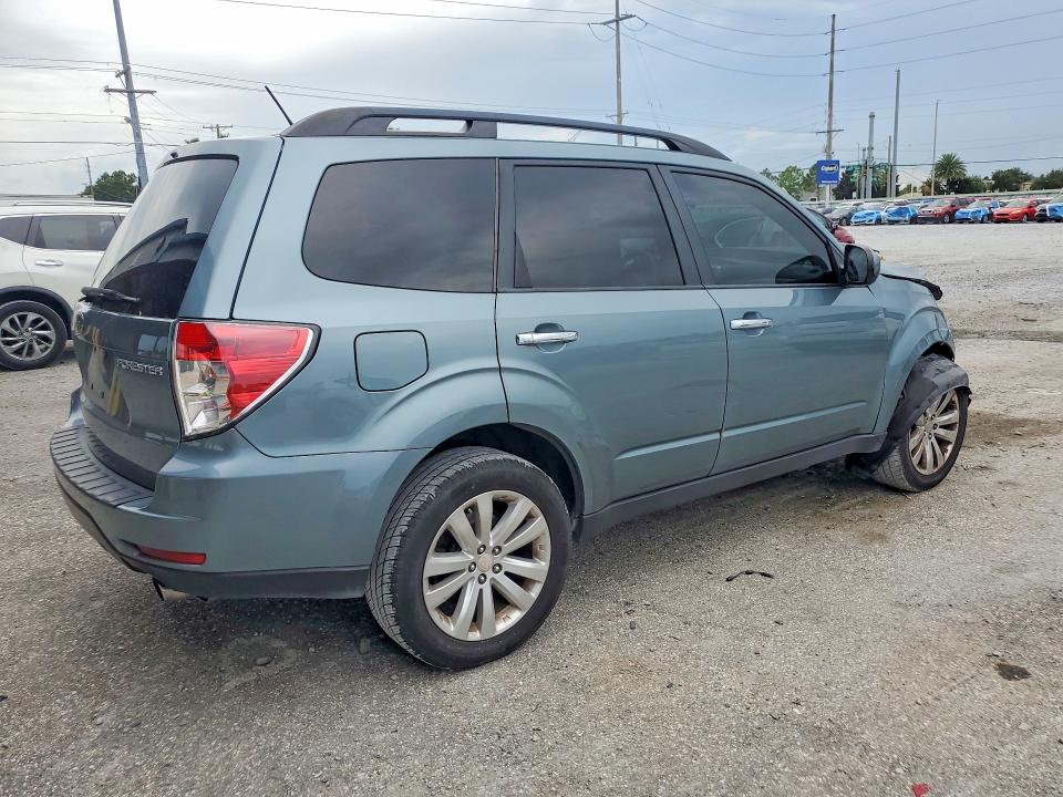 64104266 :رقم المزاد ، JF2SHBEC9CH445859 vin ، 2012 Subaru Forester مزاد بيع