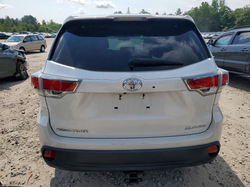 Продаж на аукціоні авто 2015 Toyota Highlander, vin: 5TDJKRFH6FS123971, номер лоту: 63546696