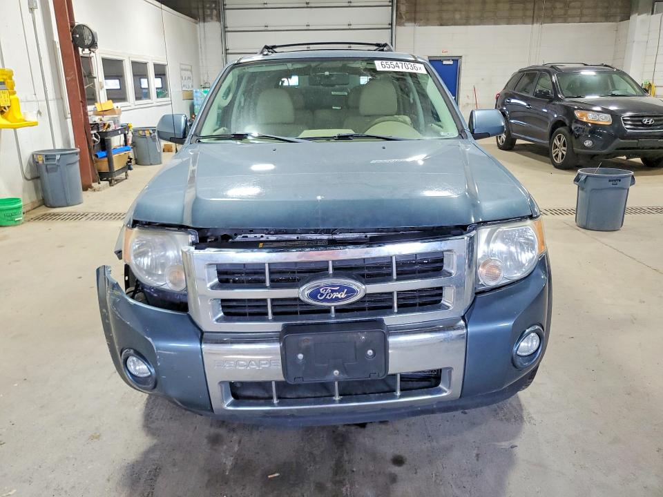 2011 Ford Escape მანქანა იყიდება აუქციონზე, vin: 1FMCU9EG4BKA62077, აუქციონის ნომერი: 65547036