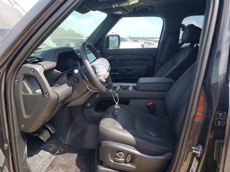 62266056 :رقم المزاد ، SALEWFFE3T2484550 vin ، 2026 Land Rover Defender مزاد بيع