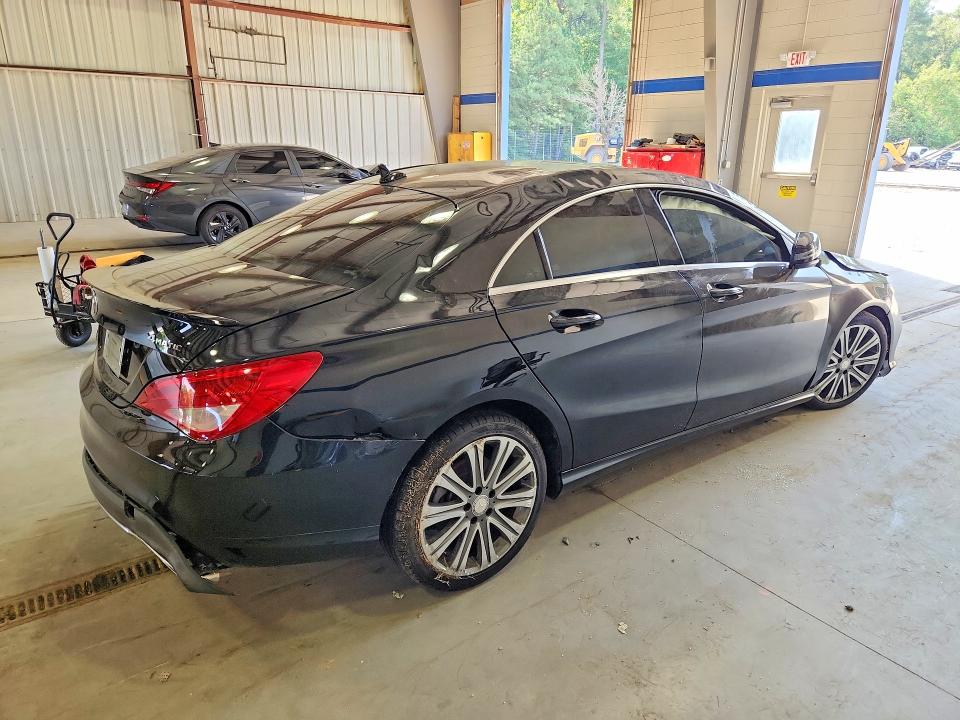 66649586 :رقم المزاد ، WDDSJ4GB1JN504135 vin ، 2018 Mercedes-benz Cla مزاد بيع
